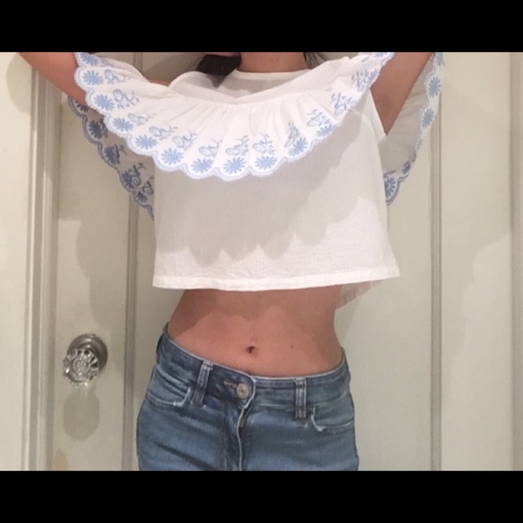 Blue and White off-the-shoulder top, cropped. - Picture 3 of 4